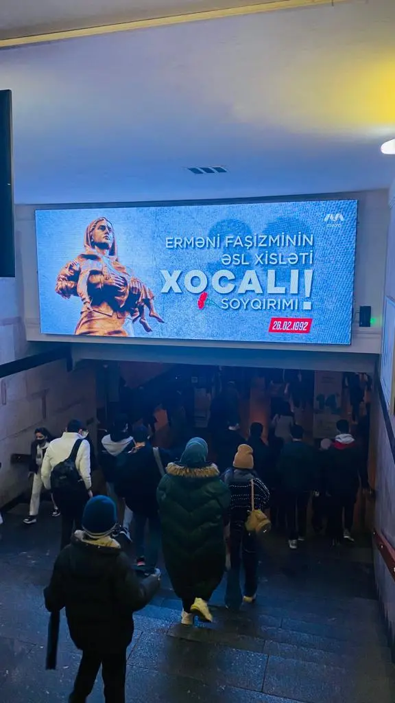 Konfrans Zalı Monitoru